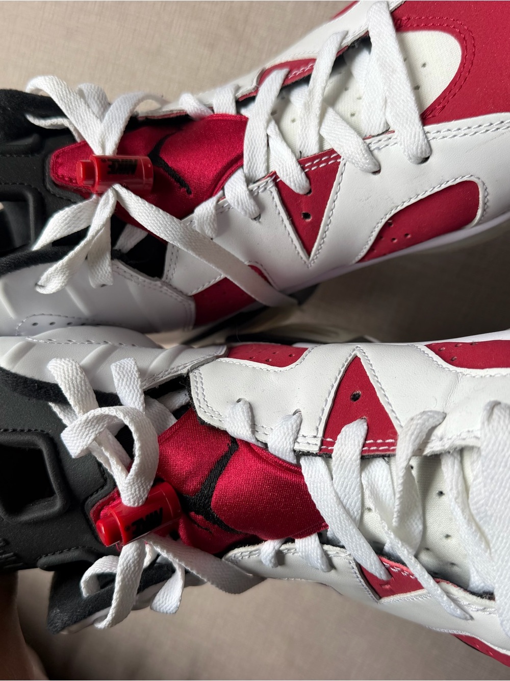 Jordan 6 Retro “Carmines” Size 9 - Picture 5 of 5